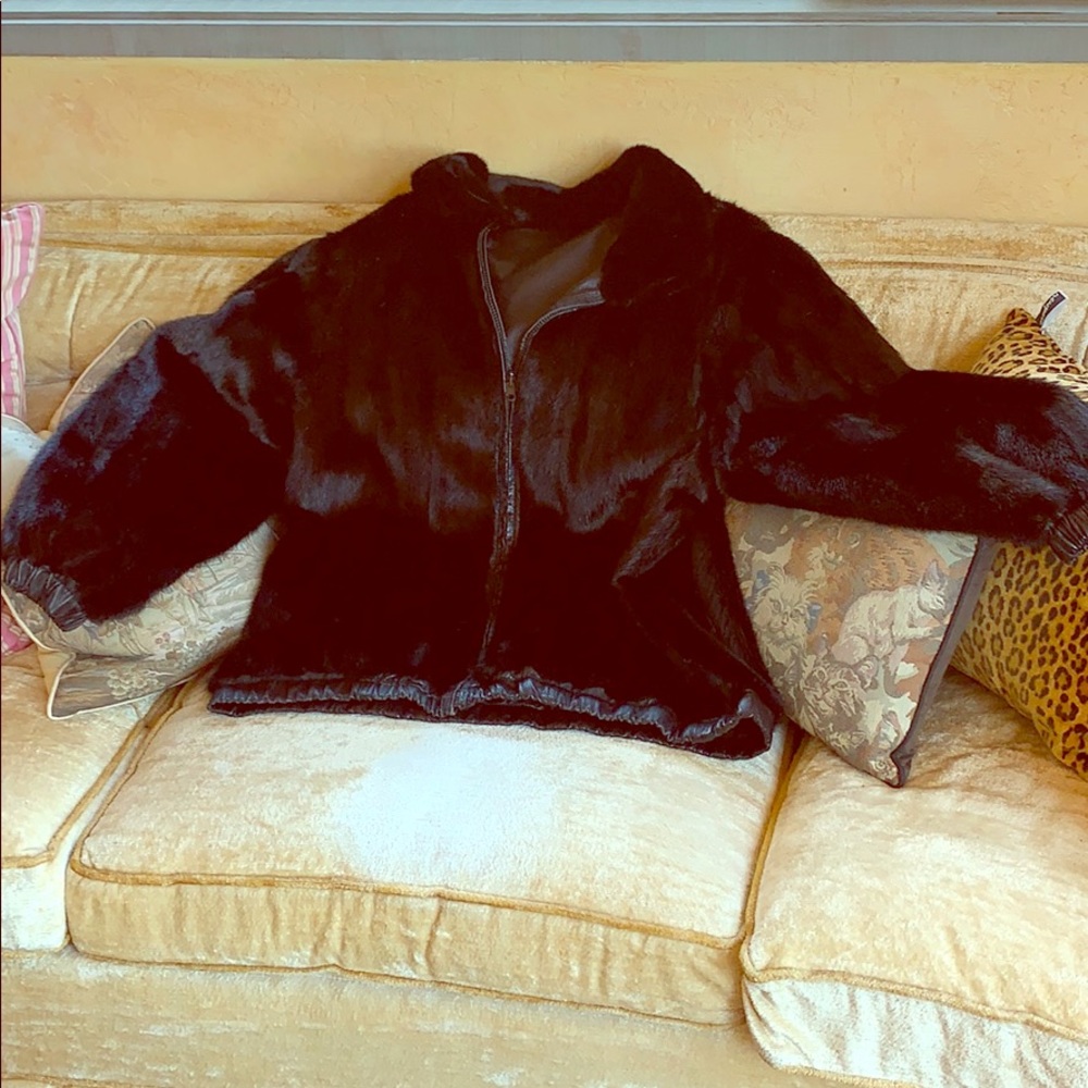 Men’s reversible genuine mink and leather jacket